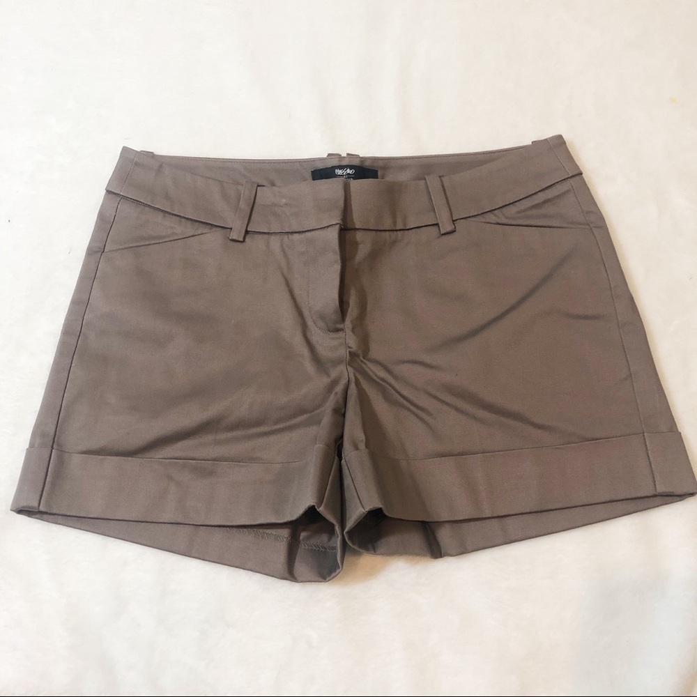 ⭐5 for $25 Mossimo Stretch Extensible Fit 3 Shorts